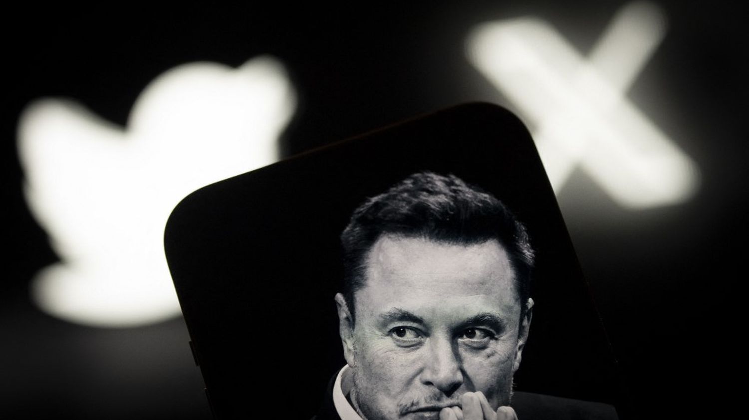 Pourquoi Elon Musk est-il accusé par la Maison Blanche de faire sur X une "promotion abjecte" de l'antisémitisme ?